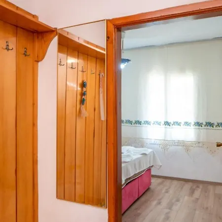 Cozy Flat With Balcony 1 Min To Beach In 아파트 *